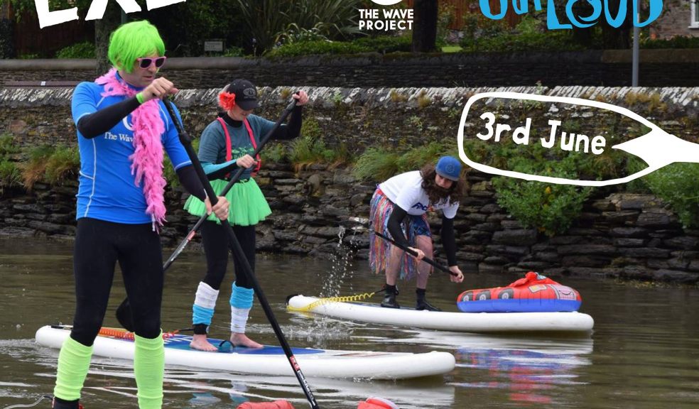 Fancy dress paddle board event promotes positive mental health The